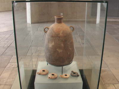 Jar & Oil Lamps